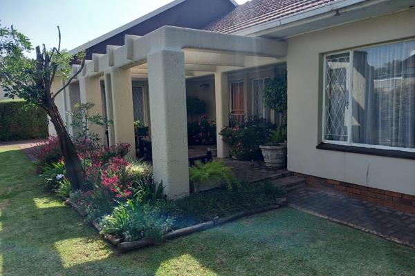 This lovely 3-bedroom home is any gardener or entertainer’s delight. If you are seeking a lush and peaceful setting where you can ...