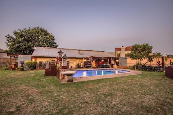 1.08 Ha Prime Property for sale in Raslouw, Centurion.

Great opportunity for an developer or business owner.

Step into an ...