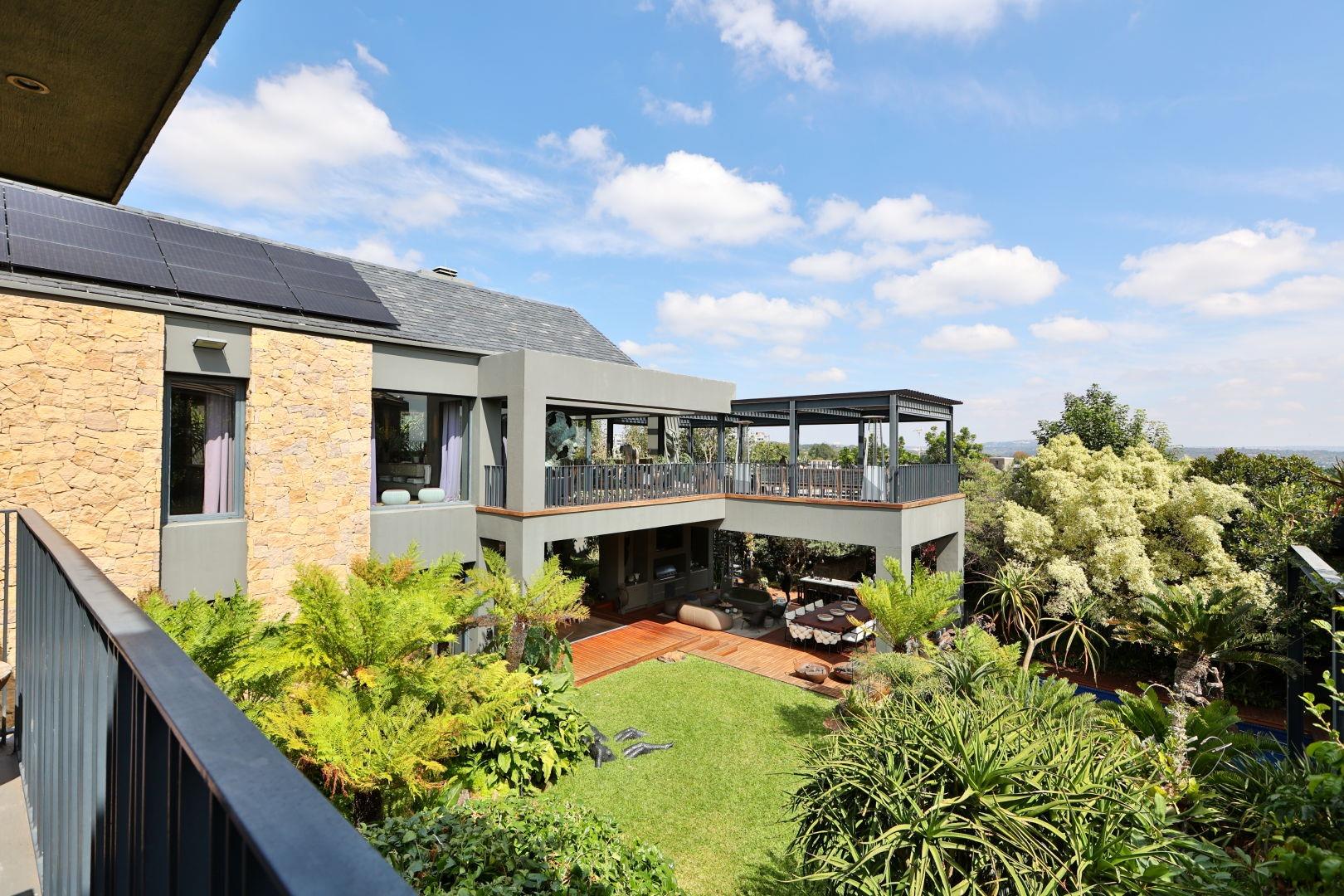 4 Bedroom House for sale in Benmore Gardens - Waterstone Estate, 3 ...