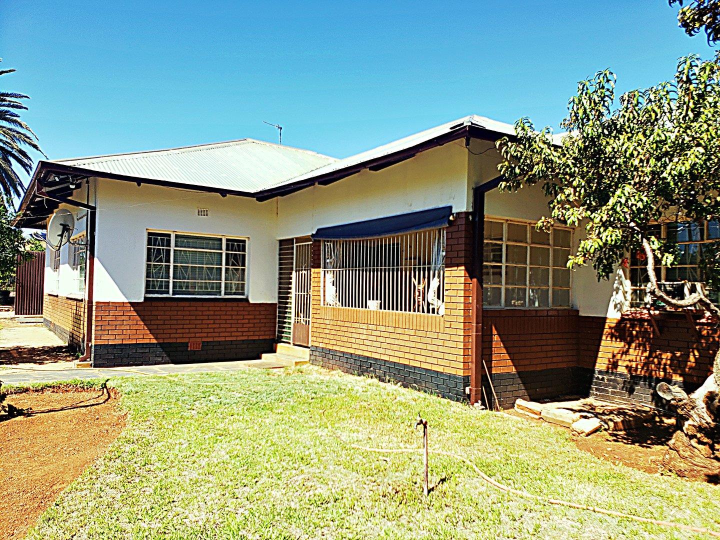 Property and houses for sale in Warrenton Warrenton Property