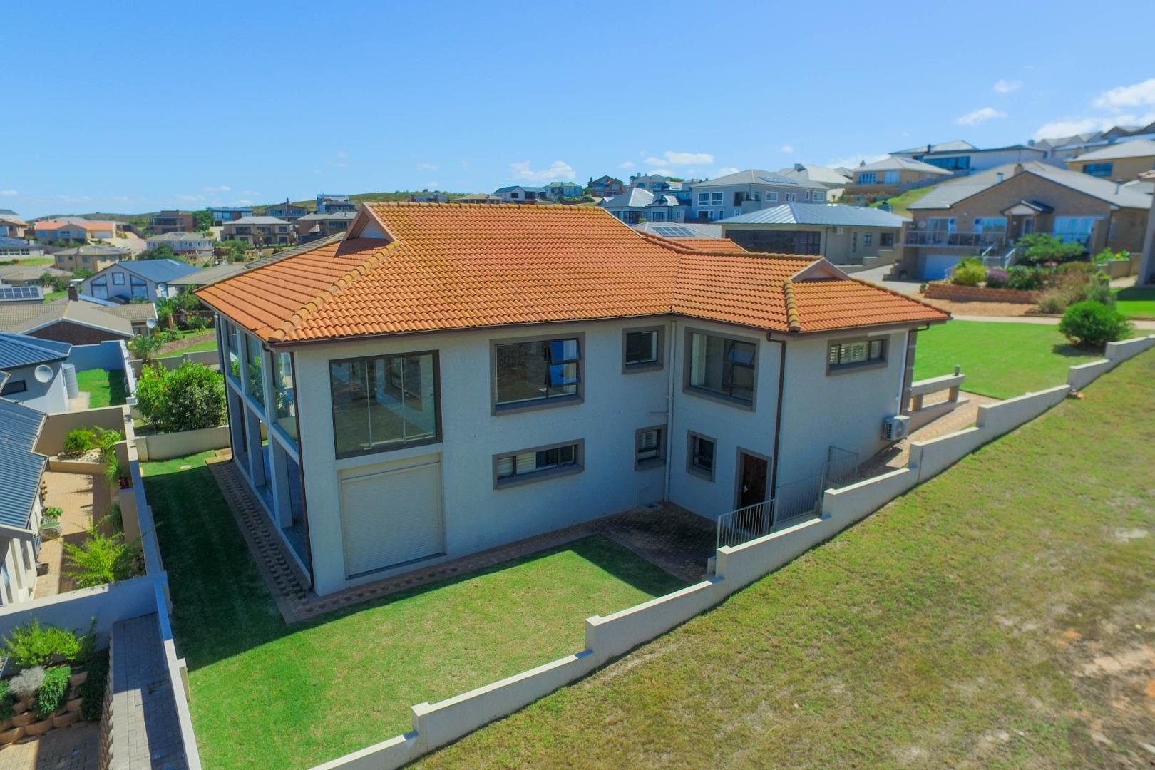 4 Bedroom House for sale in Monte Christo Monte Christo Eco Estate