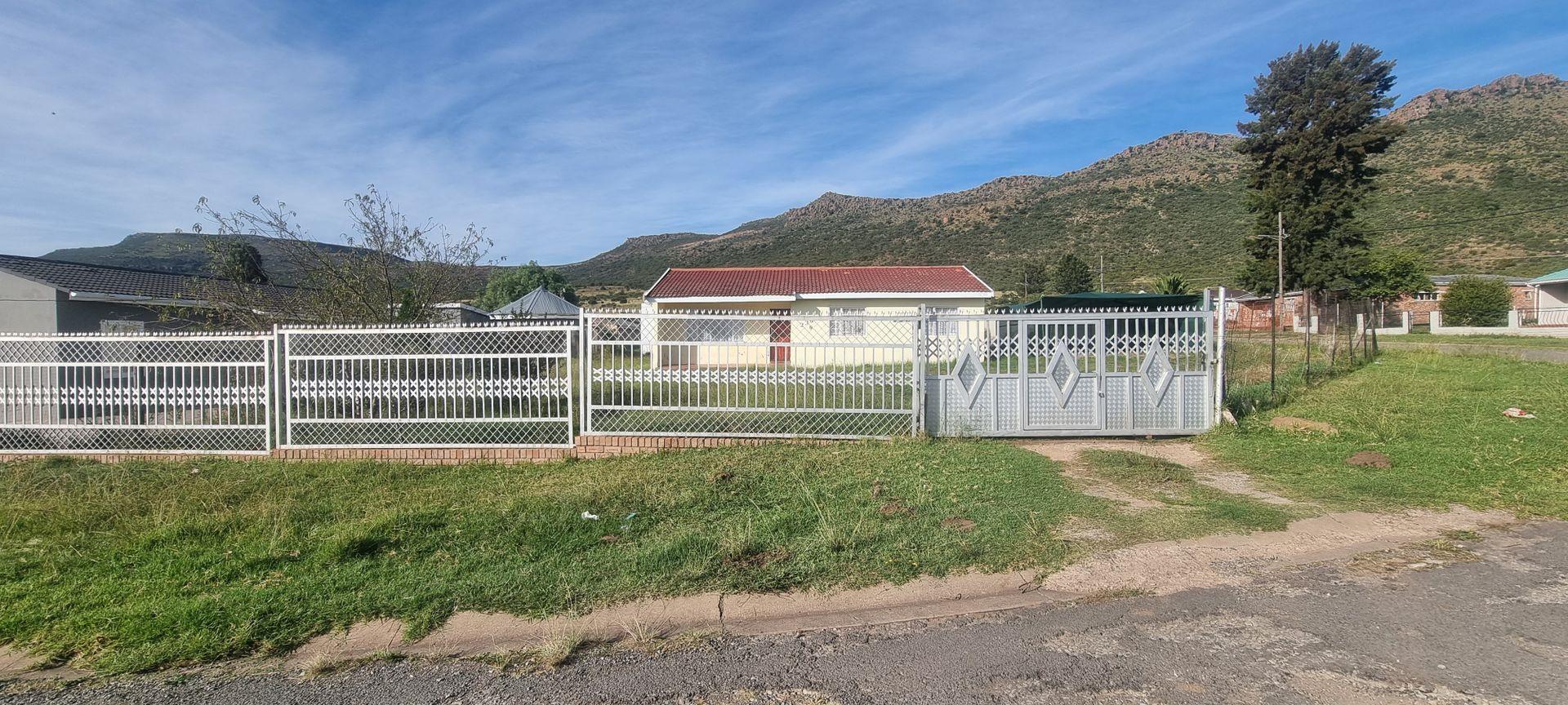 3 Bedroom House for sale in Ezibeleni P24114286958