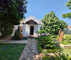 Townhouse for sale in Protea Park