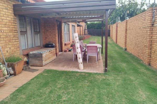 This Unit is a 3 bedroom Unit with Double Bathroom and Double Carport
As it is a North Facing Unit the lounge /dining room and 2 of the ...