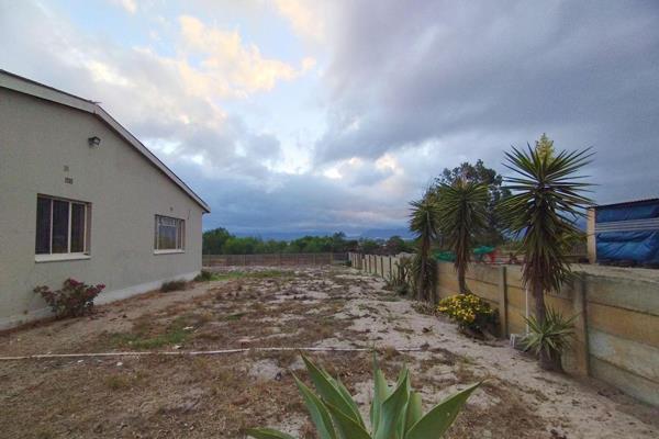 This small holding has endless potential. If you are a nature, garden lover or a Permaculturist then this is your home! The Old Farm ...