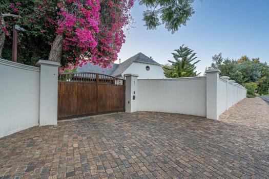 3 Bedroom House for sale in Stellenbosch Central