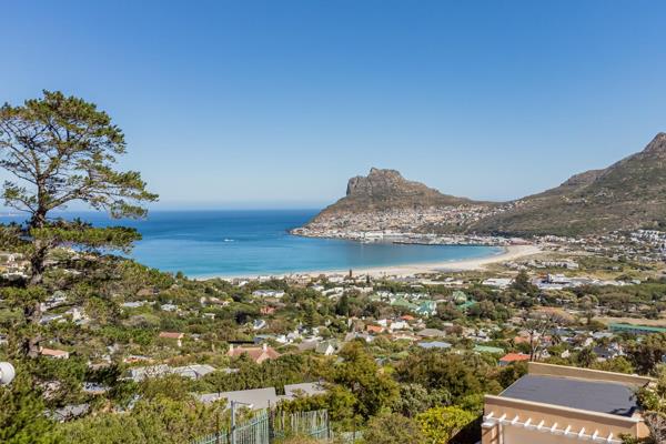 Prepare to be captivated by the unparalleled beauty of Hout Bay&#39;s landscape from ...