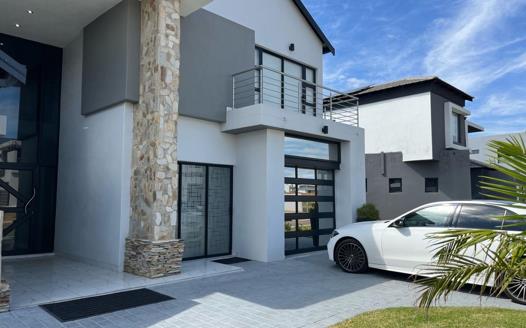 5 Bedroom House for sale in Six Fountains Residential Estate