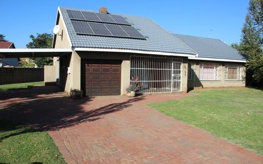 3 Bedroom House for sale in Meyerton South