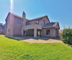 House for sale in Gateway Manor
