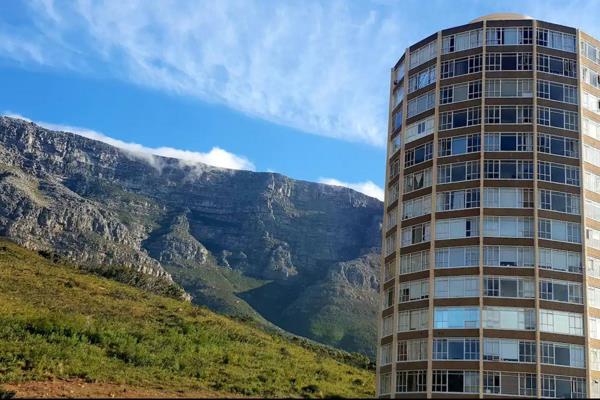 Welcome to your urban oasis in the heart of Cape Town! This recently renovated two-bedroom apartment boasts breathtaking north-facing ...