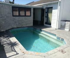 House for sale in Edgemead