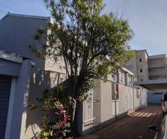 Townhouse for sale in Essenwood