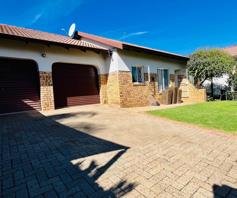 Townhouse for sale in Del Judor Ext 4