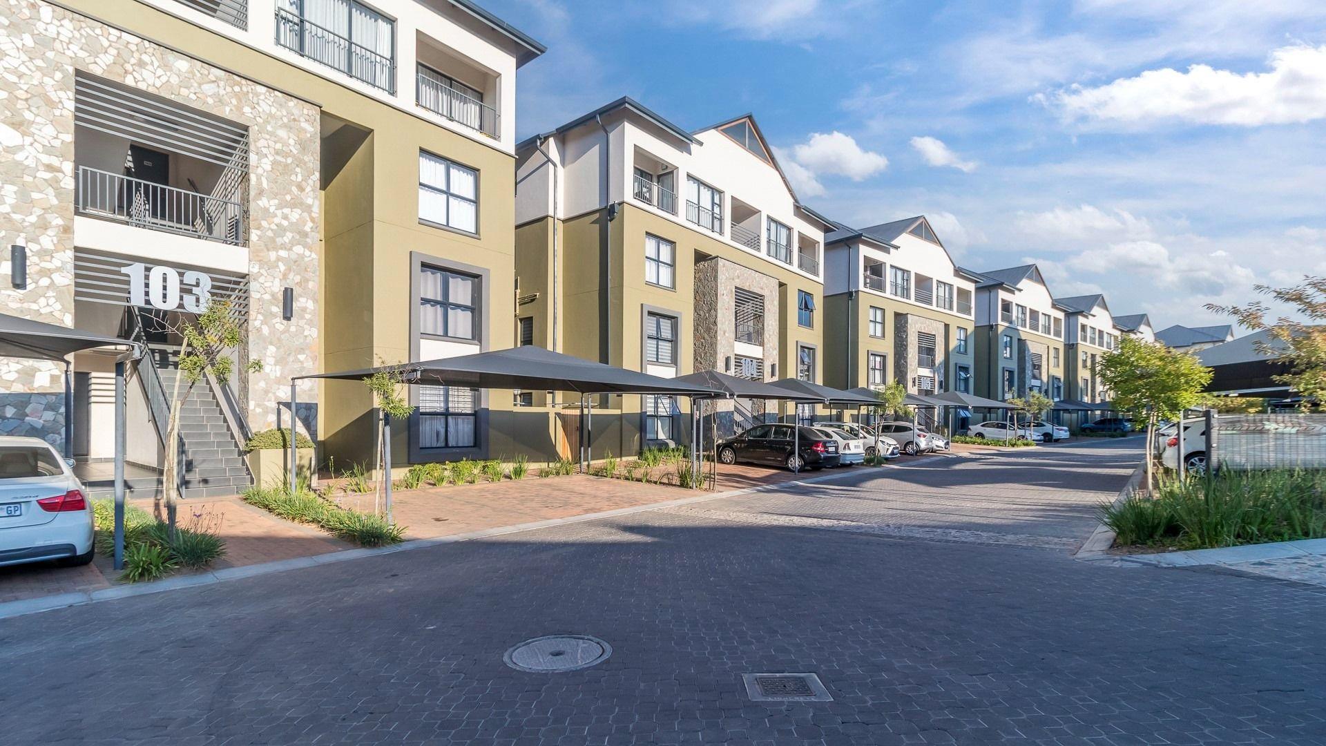 Waterfall, Midrand Property Apartments / flats to rent in Waterfall