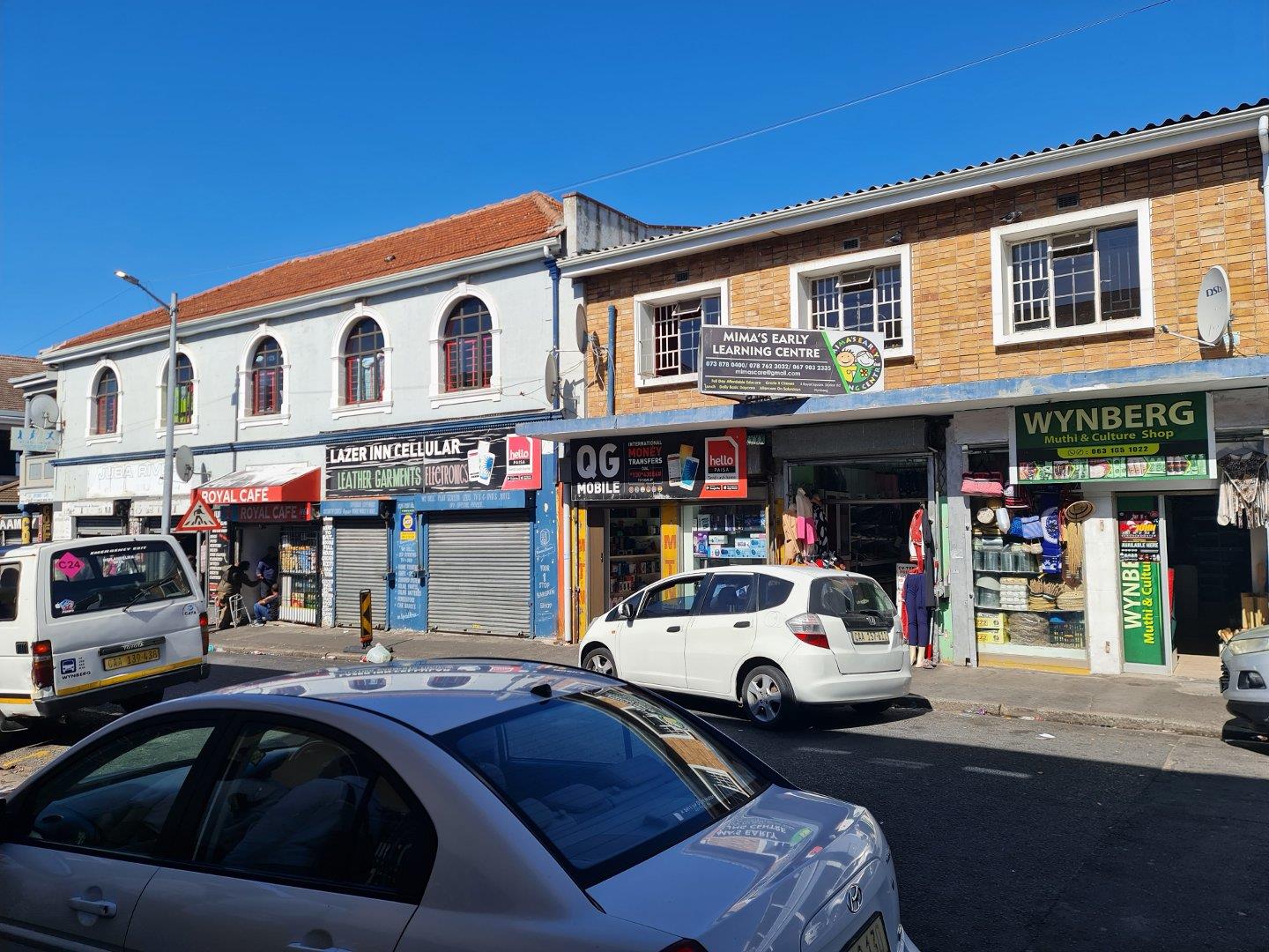 Commercial property to rent in Wynberg