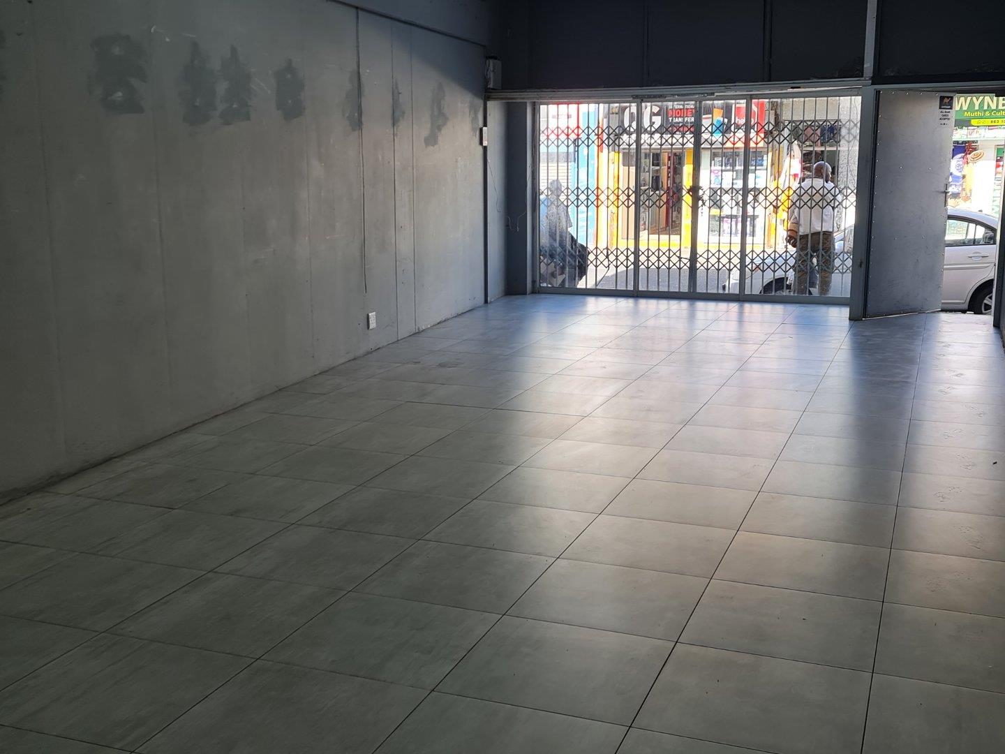 Photo of Commercial property to rent in Wynberg