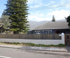 House for sale in Fish Hoek