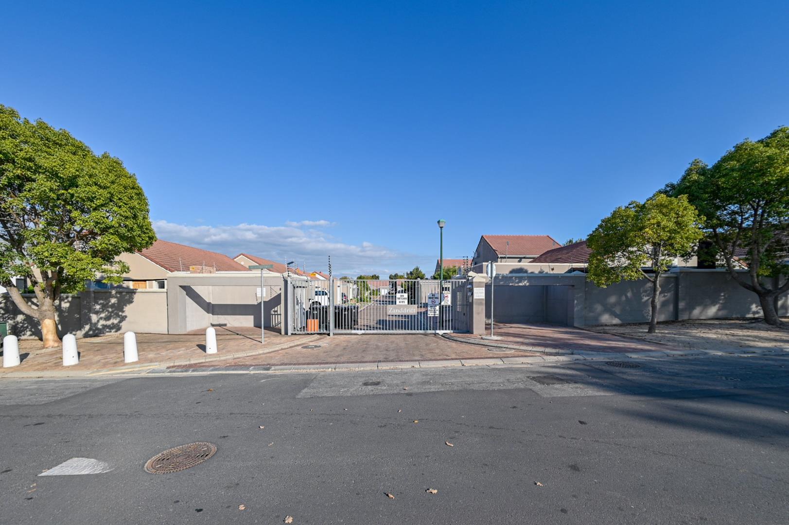 Paarl Central East Property Property and houses for sale in Paarl