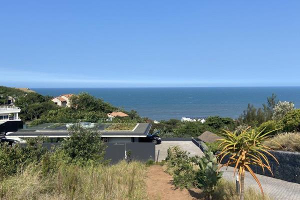 This sloped 1521 sq metre erf, located in an elevated position within Zululami Luxury ...