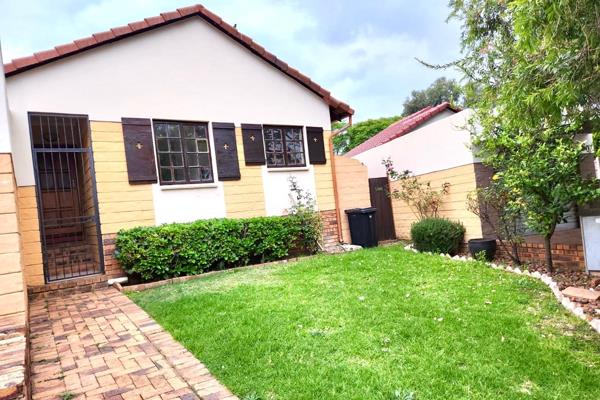 CHARMING FULL TITLE 2 BEDROOM HOME 

This spacious two-bedroom, two-bathroom home is set on a full title 321 sqm stand allowing you ...