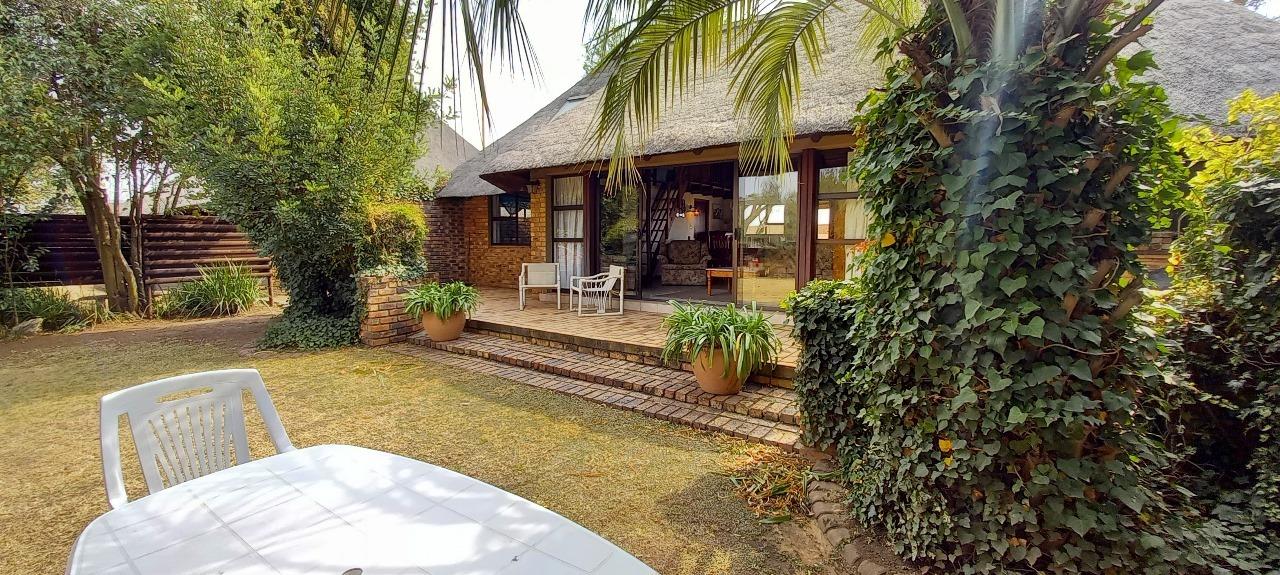 4 Bedroom House for sale in Vaal Marina 1013 Port O Call, 68 Ring