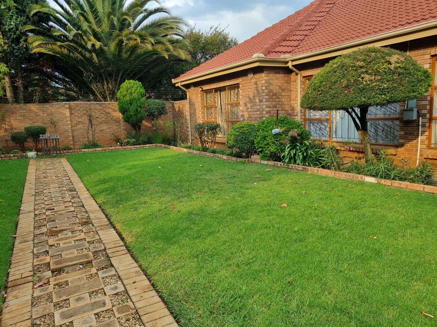 Dennesig, Middelburg Property Houses to rent in Dennesig, Middelburg