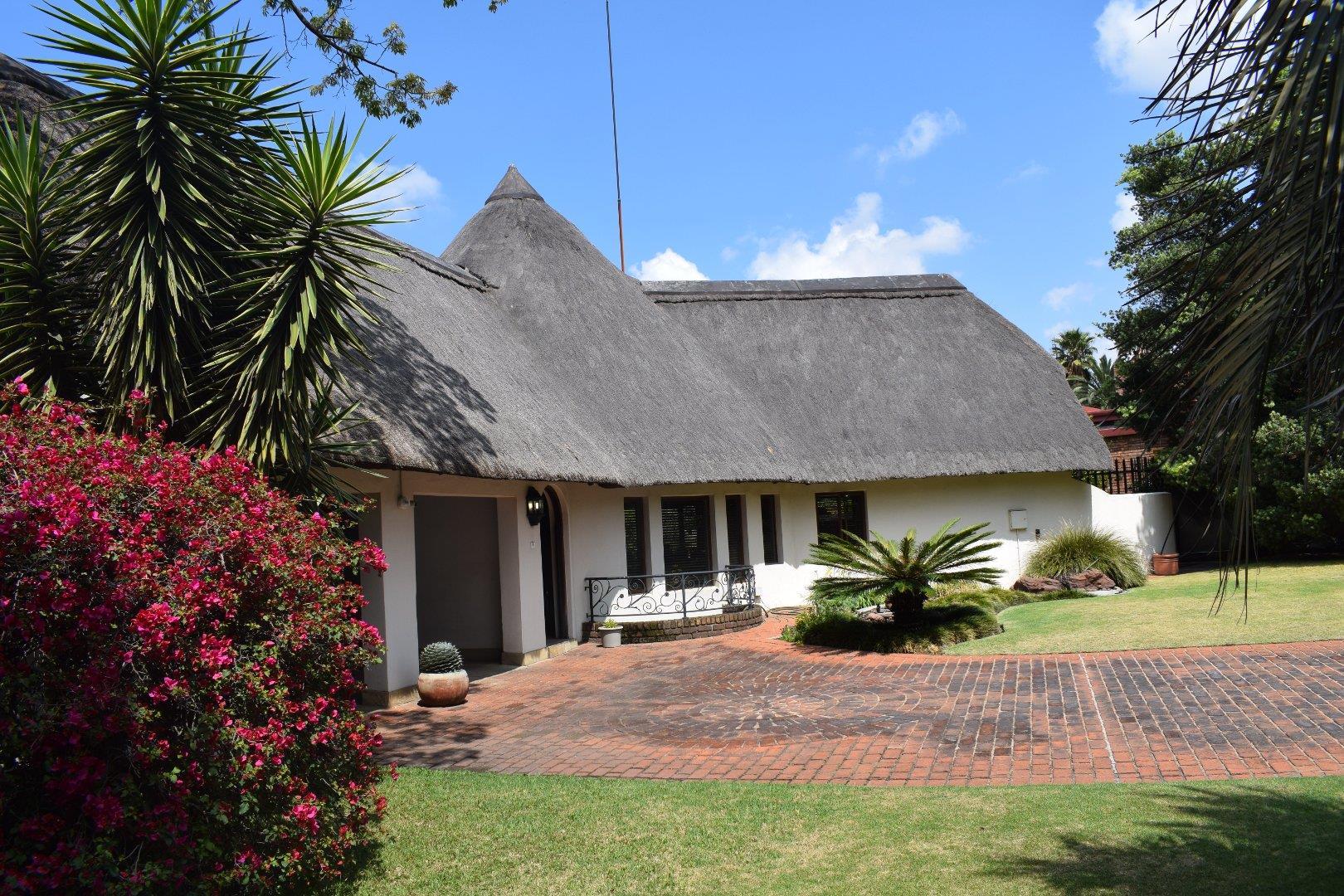 3 Bedroom House for sale in Die Heuwel - P24-114337996