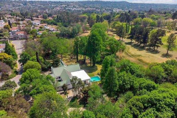 An extremely rare opportunity to acquire one of the last remaining site on The River Club Golf Course.

Situated directly on the golf ...