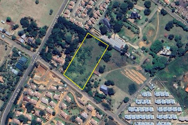 Prime development land for sale in Amorosa. Perfectly situated in Totius road, this ...