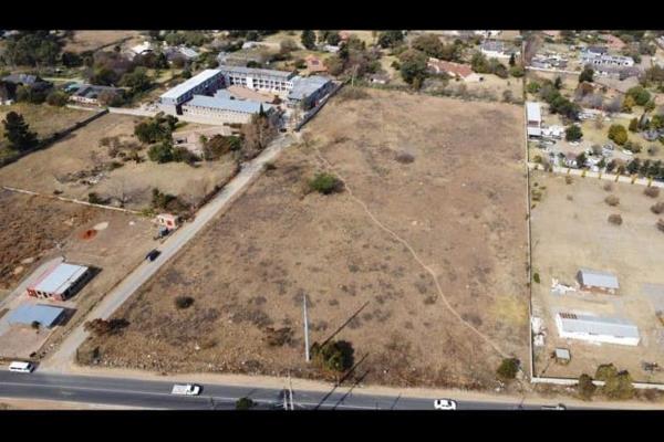 Here is your opportunity to park off and rest in midrand. Empty piece of 8,000 sqm of ...