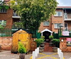 Apartment / Flat for sale in Woodmead