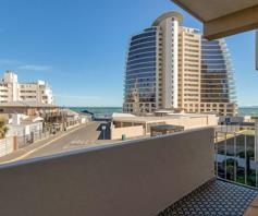 Apartment / Flat for sale in Strand South