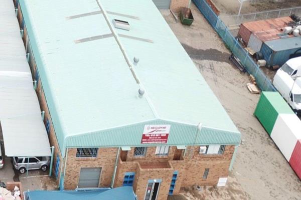 FOR SALE: 1,694m&#178; Warehouse in Highway Business Park, Rooihuiskraal ...