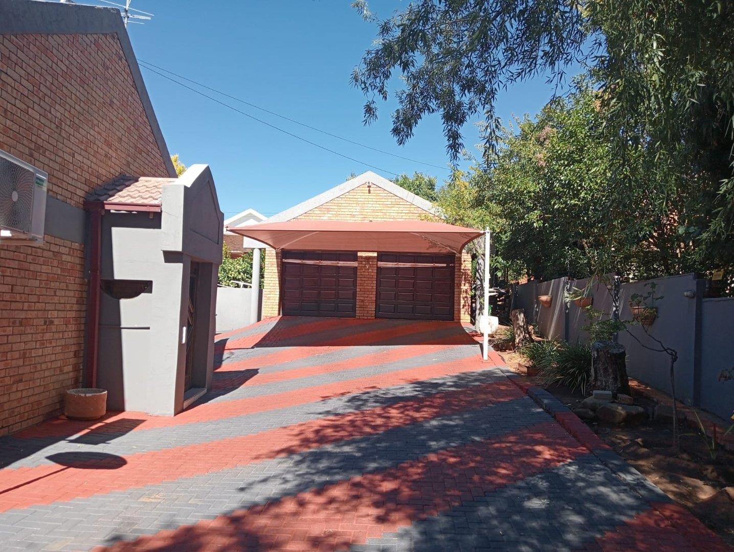 3 Bedroom House for sale in Pentagon Park 108 Gascony Crescent P24114344548