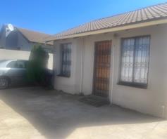 House for sale in Naturena