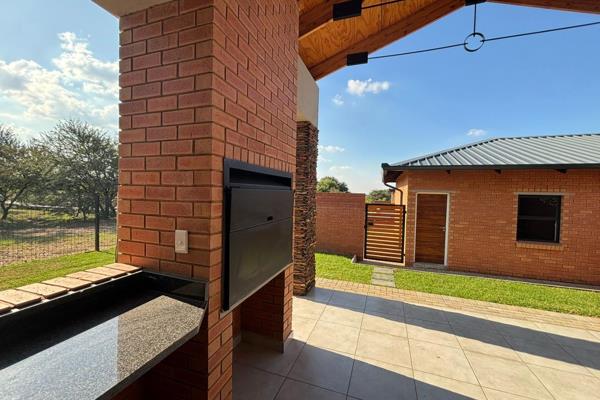 Exquisite Modern Simplex for Rent in Six Fountains Estate, Pretoria – Direct from ...