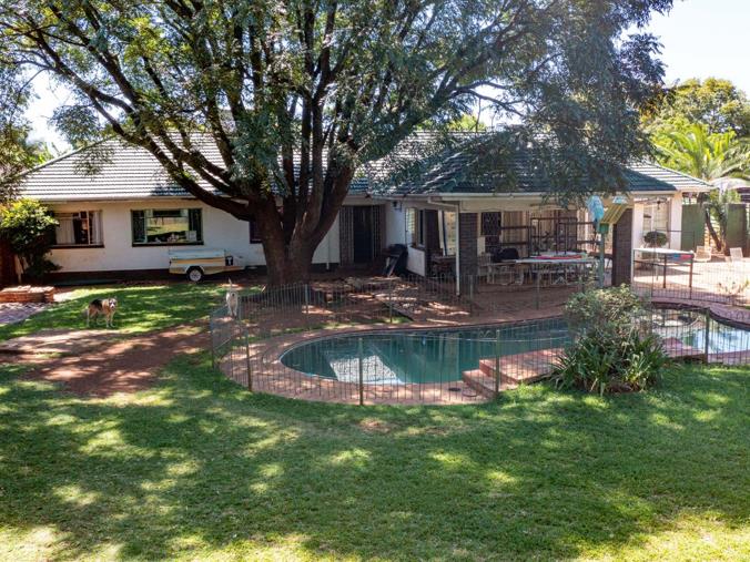 3 Bedroom House for Sale in Alexandra Park