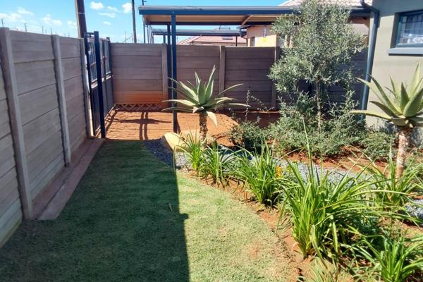 Here is a most beatiful new development around Soweto, Get yourself an affordable 2 bedroom house in a secure clean environment, Are ...