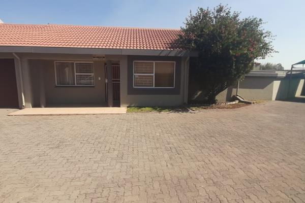 This Property Offers:

2 Bedrooms
1 Full Bathroom
Open Plan Lounge, Dining Room and Kitchen
Separate Laundry Room
1 Lock Up ...