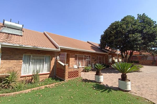 Come and view this spacious four-bedroom family home which is situated in the suburb of Bergsig - but a five minute drive away from ...