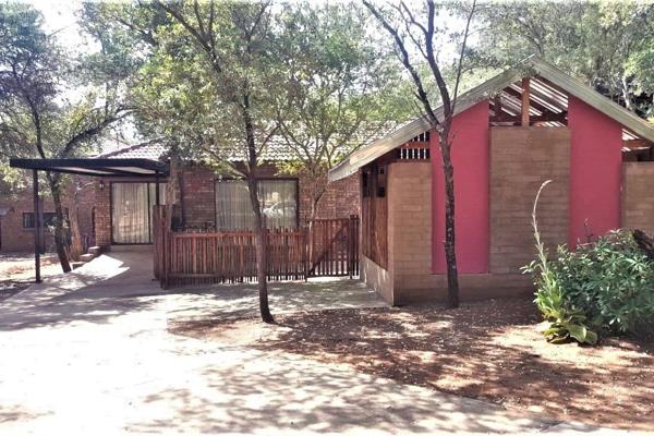 Nestled amidst the tranquility of the Bushveld, discover a beautiful 3 Bedroom, Face Brick, Modern House.
This stunning 3-bedroom home ...