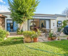 Townhouse for sale in Constantia