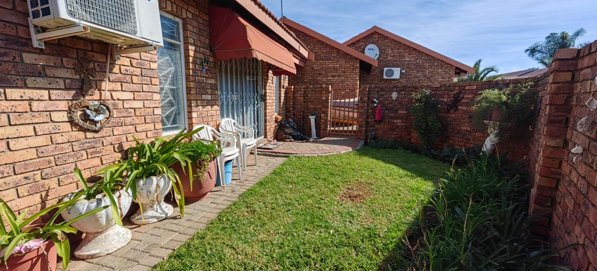 Riviera, Kimberley Property Property and houses for sale in Riviera