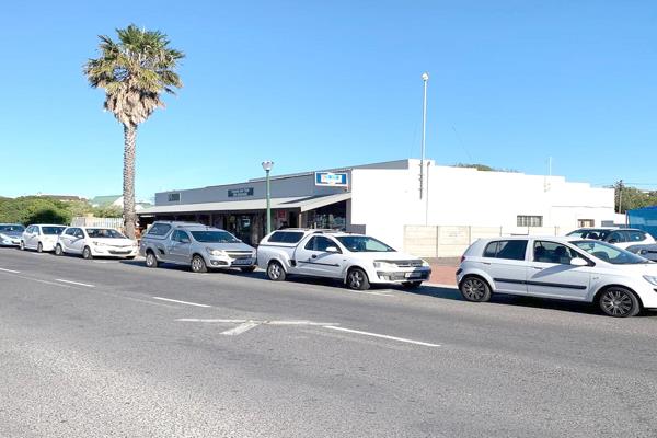 Prime Commercial Opportunity in Melkbosstrand Central!

Seize this chance to own a ...