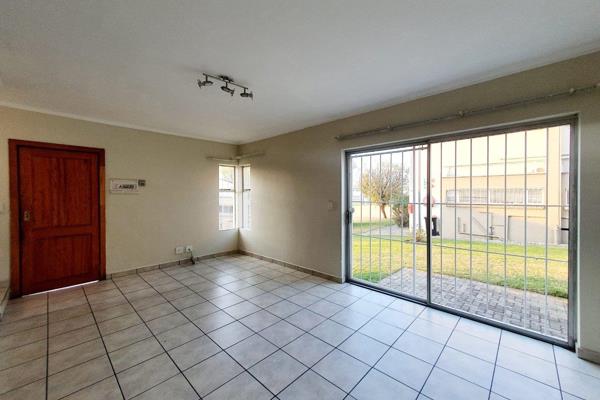 Sunny duplex property available in Elspark, Boksburg. The property consists of two bedrooms and one full bathroom. The front door leads ...