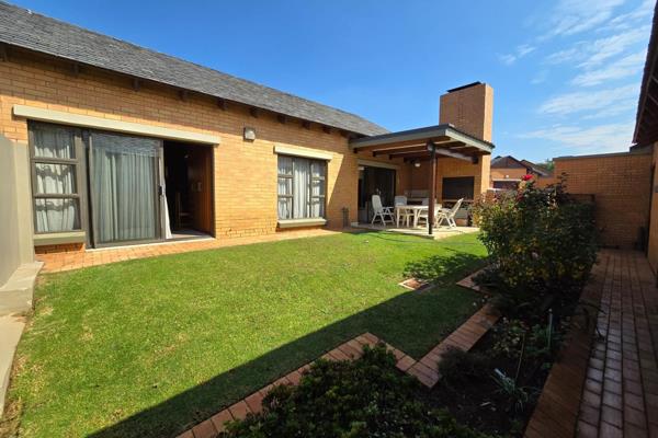 Sunny 2 bedroom, 2 bathroom simplex in popular Retire@Midstream. 

Undercover patio with built-in braai.  Private garden. Lock up ...