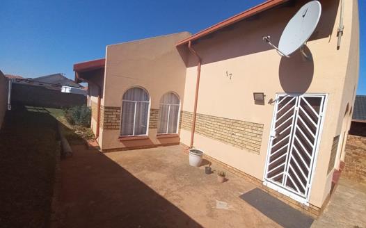 3 Bedroom House for sale in Kagiso