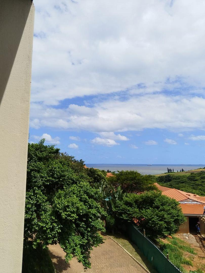 3 Bedroom Apartment / flat to rent in La Mercy P24114357095