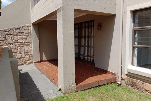 2 Bedroom Ground floor Apartment with front and back garden

Price adjusted to ...